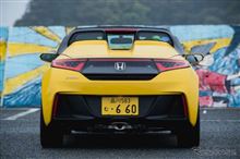 ホンダ　S660　　なかなかいい感じですね!!