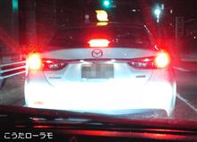 アテンザタクシーとチリオレンジマイカのビアンテ。