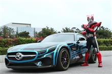 相変らず、バイクに乗らないライダー(笑)
