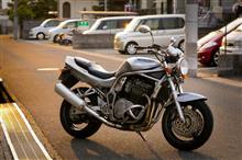 バイクをいじるのか？w
