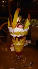 デカパフェ