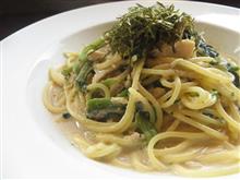 今日のランチは、「ラ・パウザ」鶏とほうれんそうの明太子クリームセット 750円