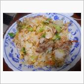 お昼ごはんは、残り物でチャー ...