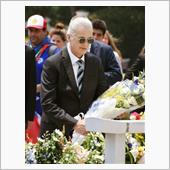 ジミー・ペイジさん、原爆慰霊 ...