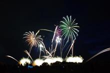 夏の夜空の彩り 夏の夜空の彩り