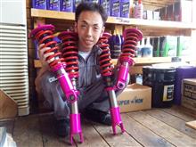 ☆　札幌のクルーズ BCNR33 ピンクサスペンションKit入荷！　☆　