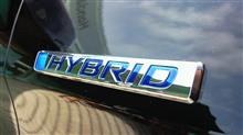 「HYBRID」のエンブレム