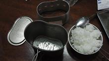 ステンレス製キャンティーンカップ・リッドで0.5合炊飯