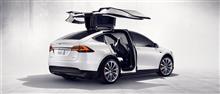 テスラ・モデルXの仕様がリーク。0-100キロ加速はウラカンと同じタイム
