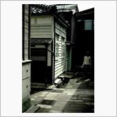 路地裏の中年