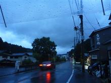 嵐の前の静寂な夜。