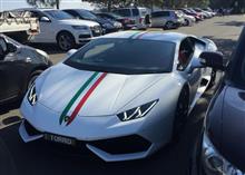 イタリアントリコローレの入ったウラカン。やはりマッチングは最高