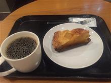 スタバ、ココア、アップルパイ、やっぱりコーヒー
