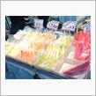 「フルーツ百果園」カットフルーツ　100円～200円