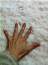 ♪雨は・夜更け過ぎ・に♪・・・！！！！！！ガーン