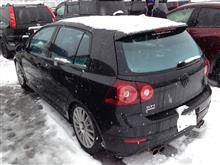 車高短 ゴルフ 5 GTI でスノーボードに行ってきた。 車高短 ゴルフ 5 GTI でスノーボードに行ってきた。