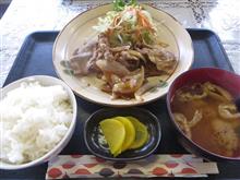今日のランチは、「木更津シーサイドゴルフ」焼肉定食 700円