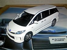 〈1/43〉TOYOTA ESTIMA HYBRID AERAS