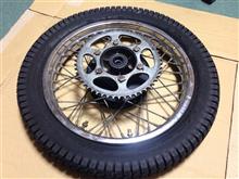 I change a tire.
