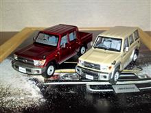〈1/43〉TOYOTA LANDCRISER 70 VAN &amp; PICKUP