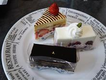 小さい幸せ・・・cafe dropのケーキ
