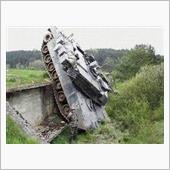 南朝鮮の　　戦車は　　　ゆで ...