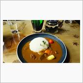 静かなコーヒーショップのカレ ...