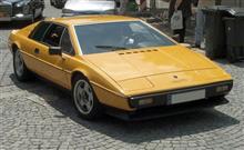エスプリどうなん？ロータス・エスプリの中古車を探してみる