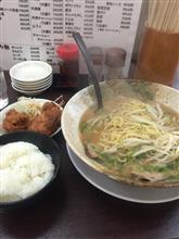 ラーメンに唐揚げ