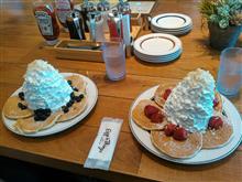 先日、パンケーキを食べてきました