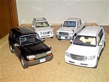 〈1/43〉TOYOTA LANDCRUISER