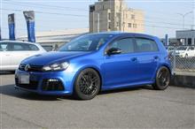 メンテナンスは大事...ゴルフⅥ　エンジンオイル交換　FUCHS　C3