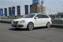 メンテナンスは大事...VW　ゴルフⅤヴァリアント　エンジンオイル交換　FUCHS