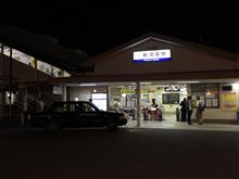 新河岸駅前