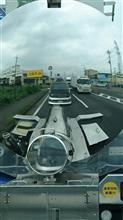 遅い流れの左車線をずっと走っているには理由がある(爆)