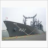 補給艦