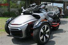 can-am SPYDER 試乗