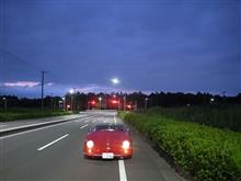 夏の朝はオープンで走れます。