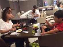 サクララウンジ