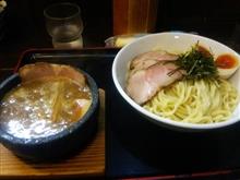 つけ・・・