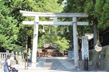 諏訪大社へお参りへ　まず下社春宮　秋宮