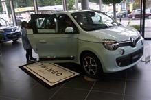 新型トゥインゴ改めて見てきました…が…なぜか苫小牧イオンまで(^^ゞ