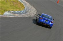 そういえば86に貼ってあるアルミテープってBRZには無いのかな?