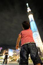 夜の東京スカイツリーを見にドライブへ行こう。