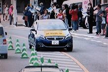 プリンセス駅伝の伴走車がプジョーでした。 