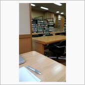 大学の図書館