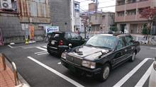 車は便利な乗り物です。