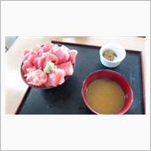 四日市市のまぐろ豪快丼