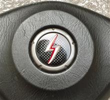 Ｓ１５シルビアのエアバッグエンブレムの外し方