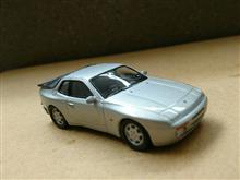 お気に入りのミニカー  PORSCHE  944S2